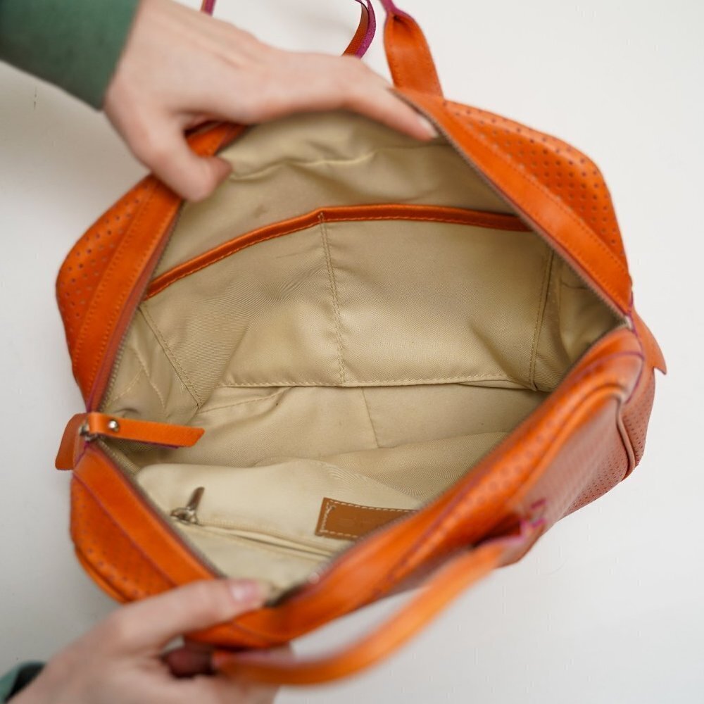Innue Vintage Orange Perforated Leather Handbag - Picture 10 of 12